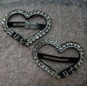 ✨️BLING HEART FASHION HAIR CLIPS BLACK SILVER